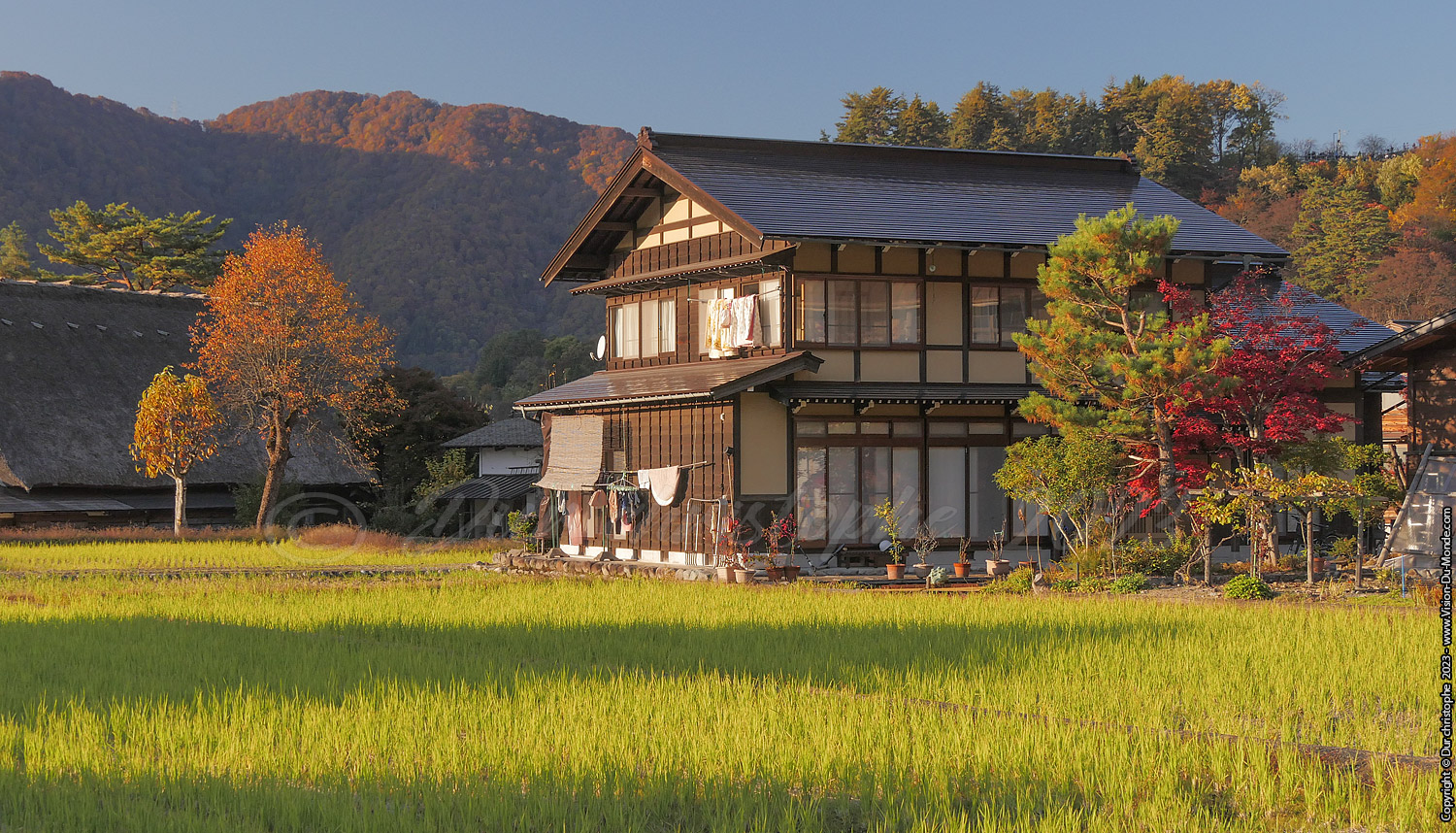 Shirakawa-gō