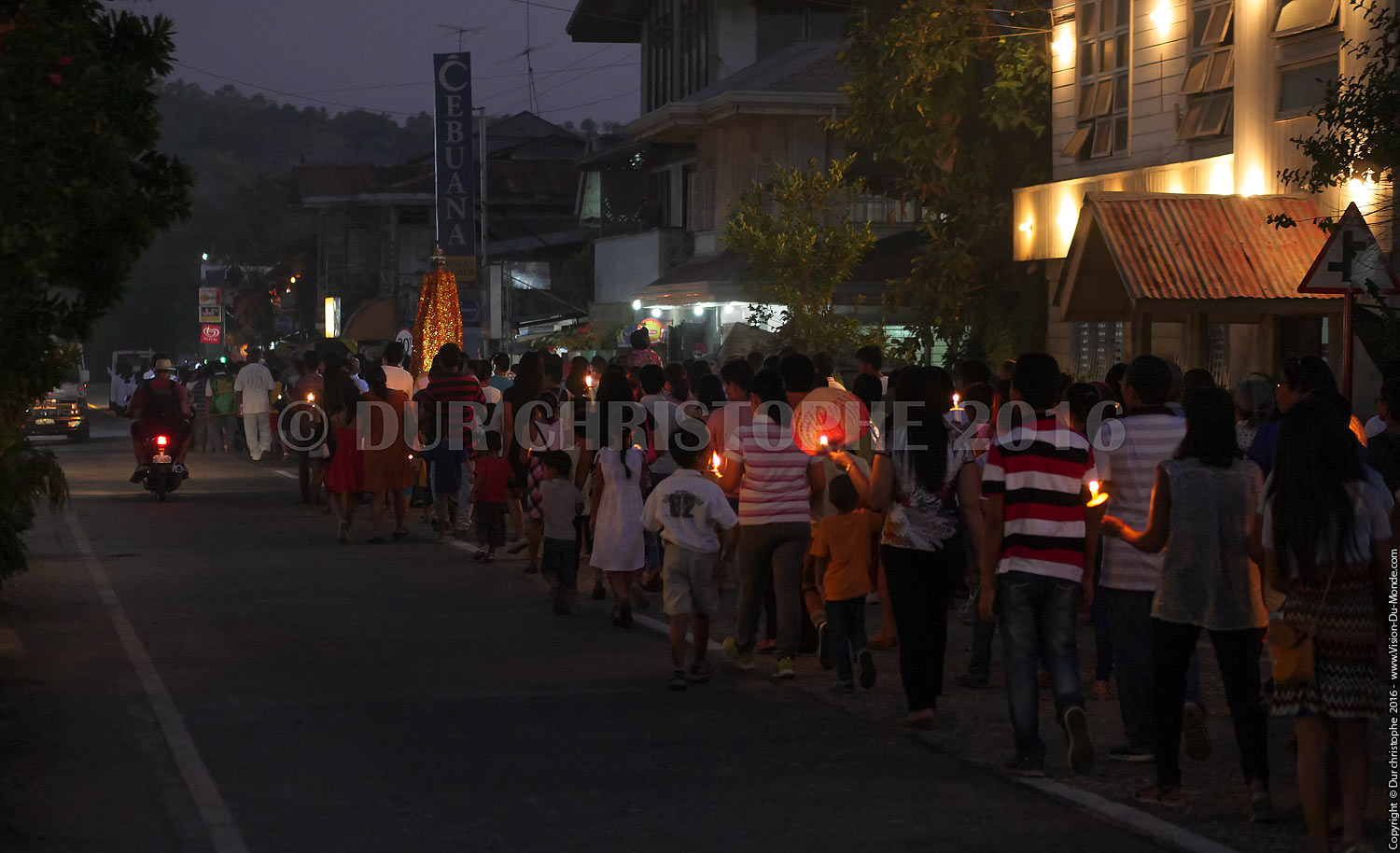 La Procession  - Ile de Bohol - 2016