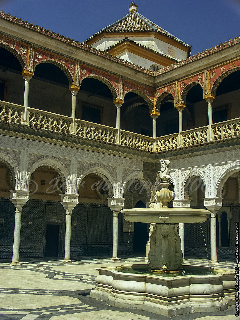 La cour - Casa de Pilatos - Seville - 2005