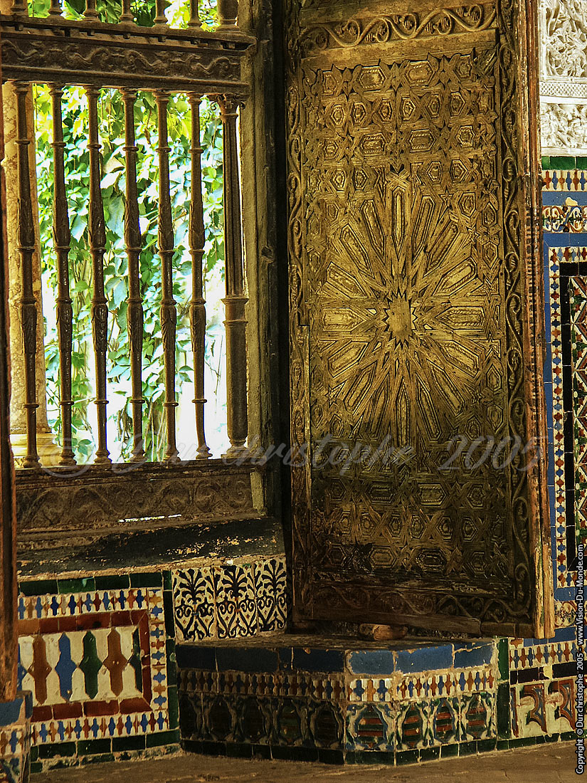 Fenettres sculptées - Casa de Pilatos - Seville - 2005